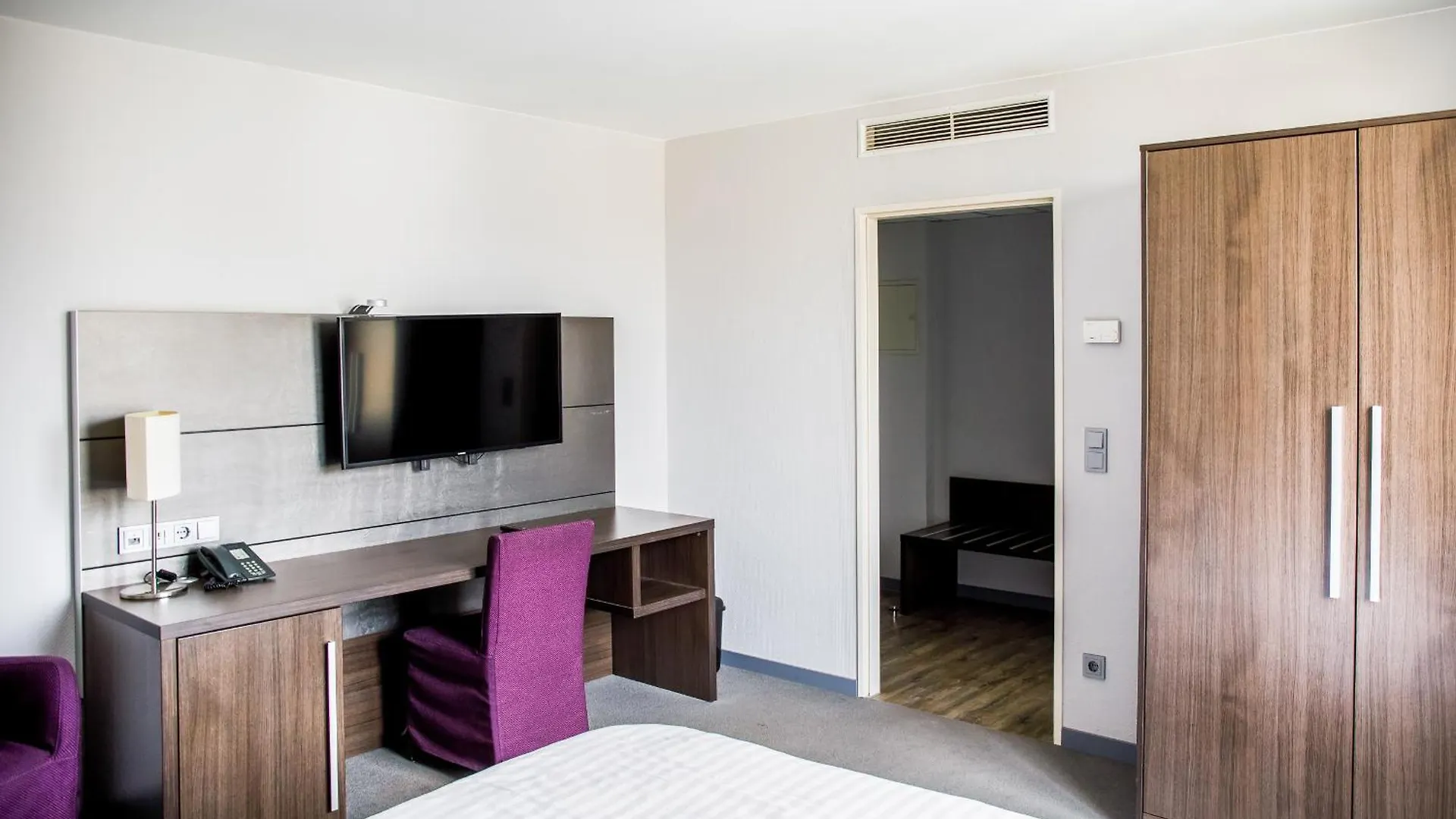 Valemi Stay - Selfservice Dusseldorf Hotel